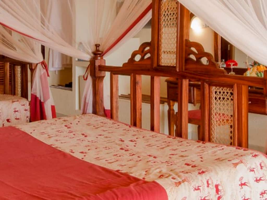 Voi Wildlife Lodge
