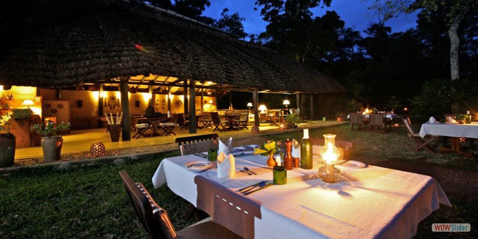 QUEEN ELIZABETH NATIONAL PARK ATTRACTIONS