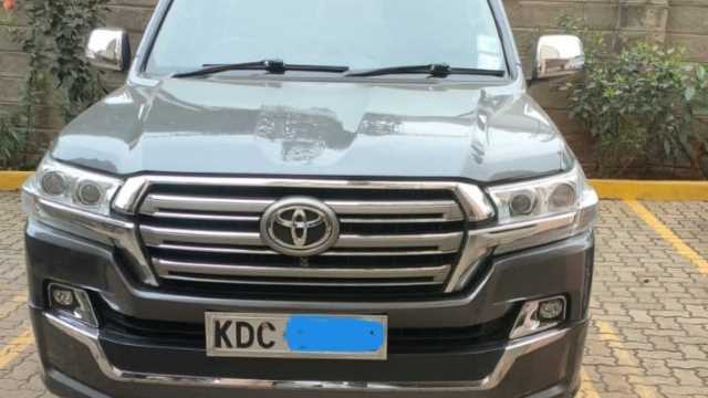 self drive car hire nairobi international airport, self, drive, car, rental, hire,kenya, nairobi, international, airport, weslands, gigiri, karen, runda,jomo kenyatta, prices, rates, best, price